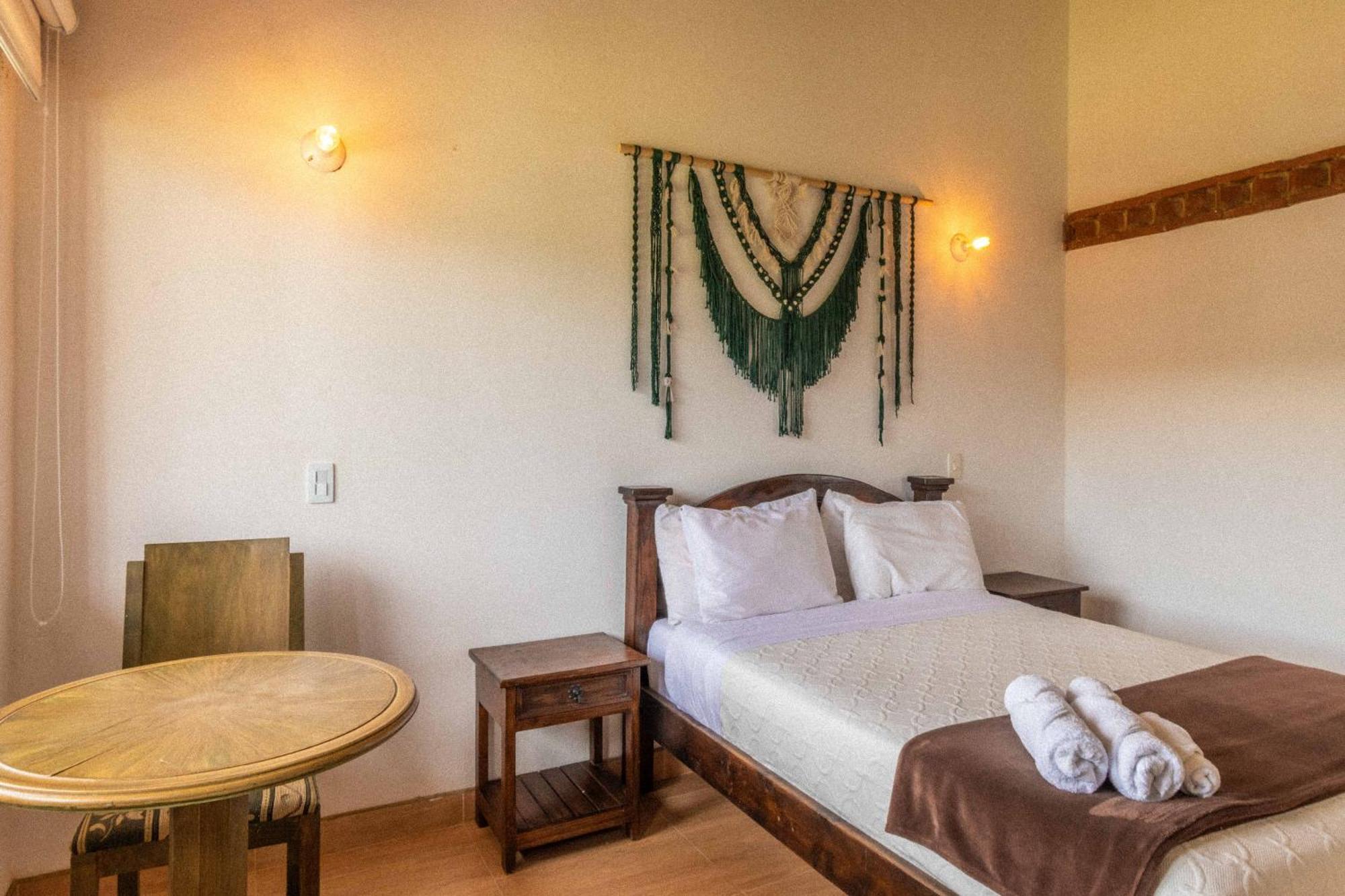 Artemisa Hotel Santa Sofía Habitación foto